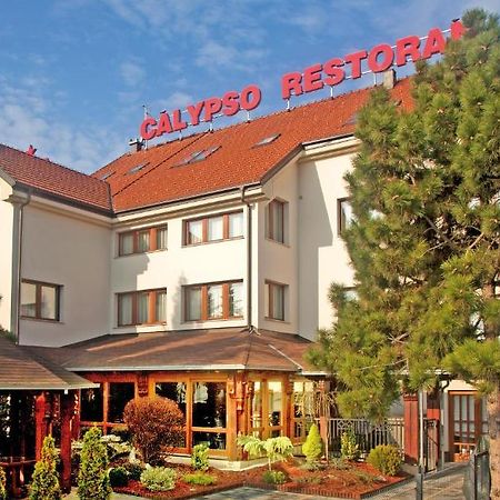 Hotel Calypso Загреб Экстерьер фото