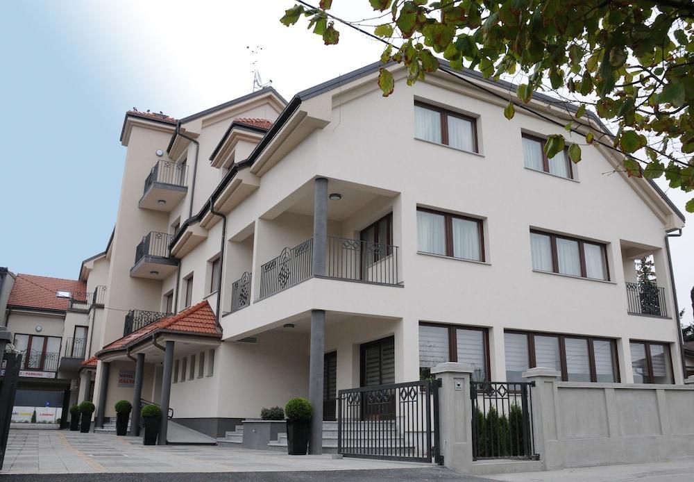 Hotel Calypso Загреб Экстерьер фото