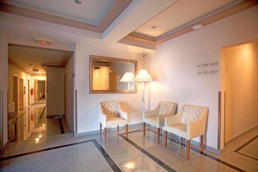 Hotel Calypso Загреб Экстерьер фото